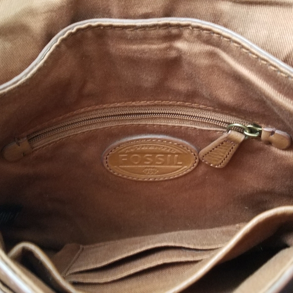 FOSSIL Vintage Leather Saddle Sholder Bag - Picture 17 of 17
